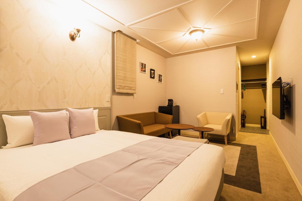 Grand Base Hakata-I Aparthotel Fukuoka  Bagian luar foto