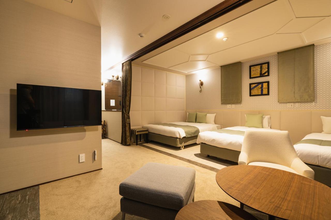 Grand Base Hakata-I Aparthotel Fukuoka  Bagian luar foto
