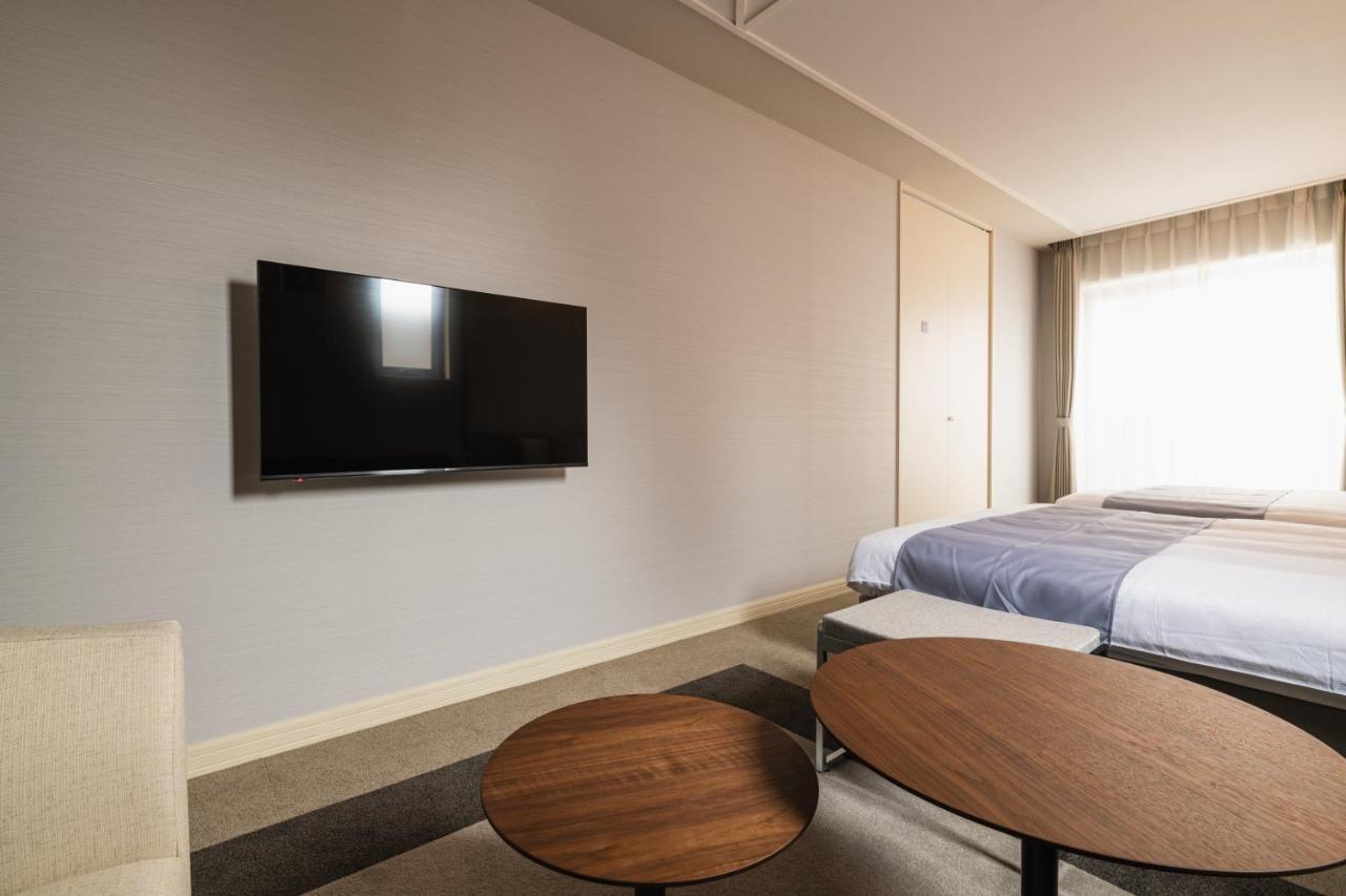 Grand Base Hakata-I Aparthotel Fukuoka  Bagian luar foto
